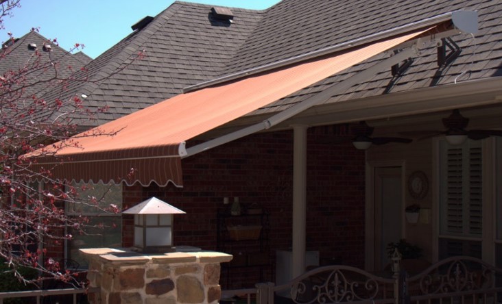 Roof mounted awnings